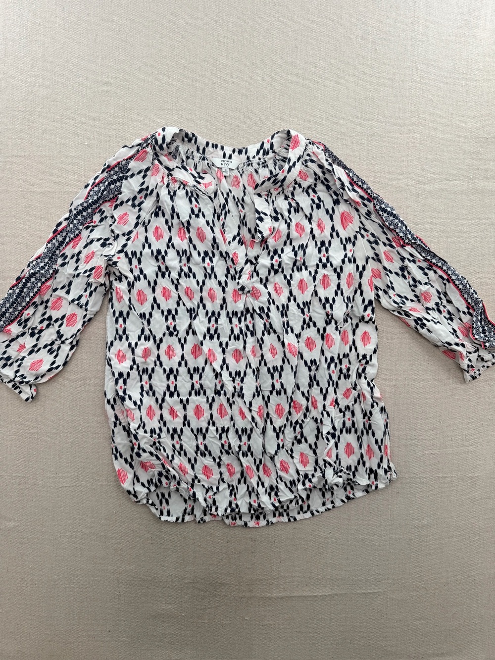 crown & ivy White Blouse with Pink and Black Print